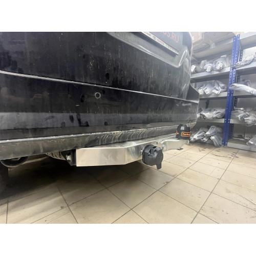 Фаркоп ТСС на Toyota Fortuner 2017- Арт. TCU00100