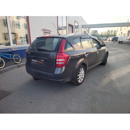 Фаркоп Лидер Плюс на KIA Ceed 2007–2012  Арт. K106-A (универсал)